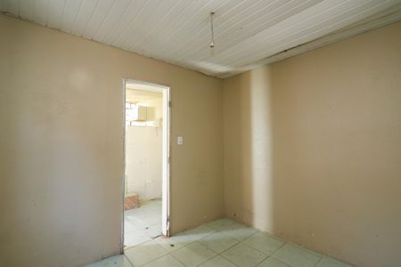 Quarto de casa para alugar com 1 quarto, 70m² em Coronel Aparicio Borges, Porto Alegre