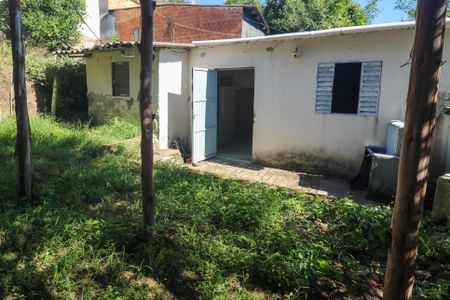 Casa para alugar com 70m², 1 quarto e sem vagaQuintal