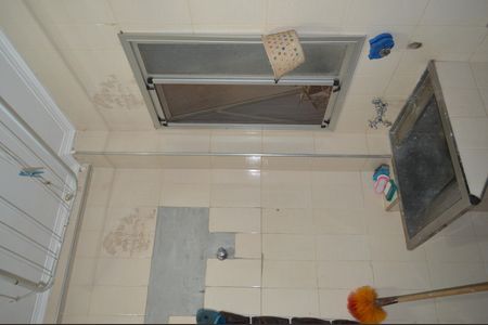 Apartamento para alugar com 77m², 2 quartos e 1 vagaÁrea de Serviço