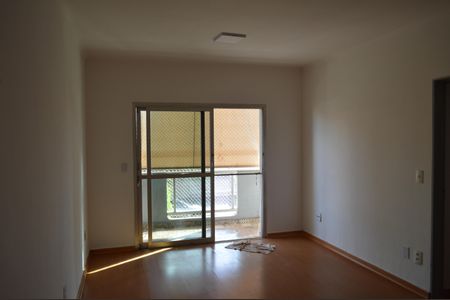 Apartamento para alugar com 77m², 2 quartos e 1 vagaSala