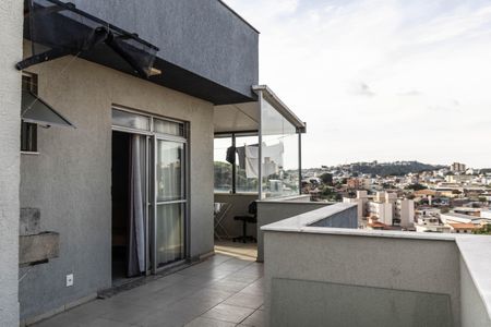 Apartamento à venda com 130m², 3 quartos e 2 vagasCobertura