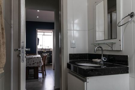 Apartamento à venda com 130m², 3 quartos e 2 vagasBanheiro Social