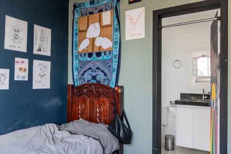 Apartamento à venda com 130m², 3 quartos e 2 vagasSuíte 2