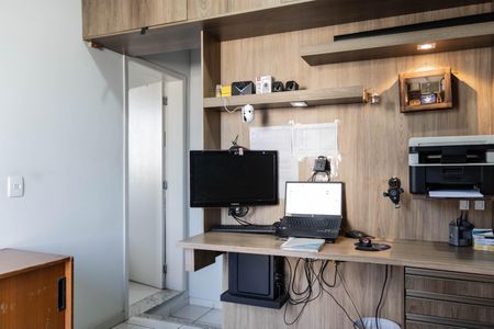 Apartamento à venda com 130m², 3 quartos e 2 vagasEscritório