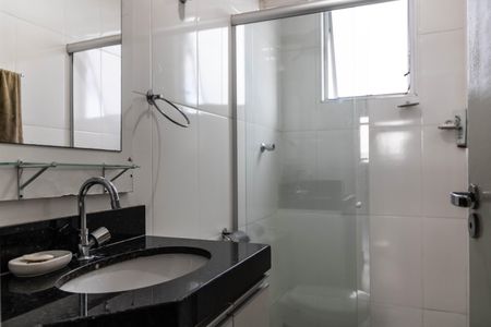 Apartamento à venda com 130m², 3 quartos e 2 vagasBanheiro Social