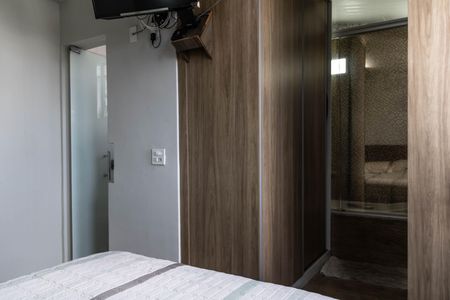 Apartamento à venda com 130m², 3 quartos e 2 vagasSuíte 1