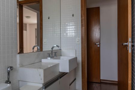 Apartamento para alugar com 120m², 3 quartos e 2 vagasBanheiro da Suíte