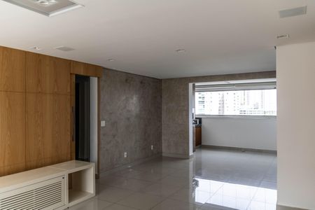 Apartamento para alugar com 120m², 3 quartos e 2 vagasSala