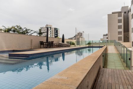 Apartamento para alugar com 120m², 3 quartos e 2 vagasÁrea comum - Piscina