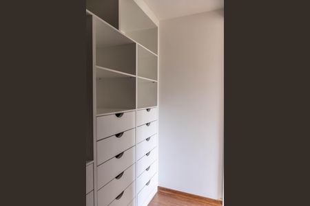 Apartamento para alugar com 120m², 3 quartos e 2 vagasCloset