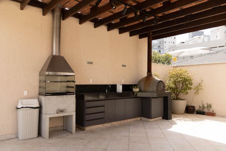 Apartamento para alugar com 120m², 3 quartos e 2 vagasÁrea comum - Churrasqueira