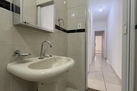 Casa à venda com 125m², 2 quartos e 2 vagasBanheiro