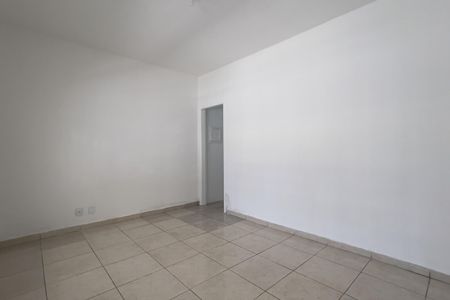 Casa à venda com 125m², 2 quartos e 2 vagasSala