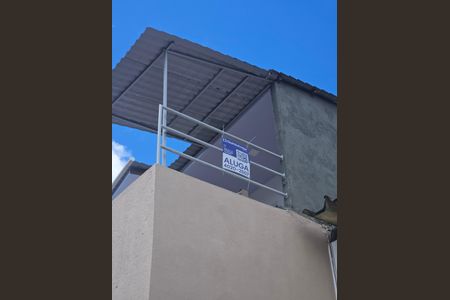 Casa para alugar com 68m², 2 quartos e sem vagaPlaquinha Instalada 