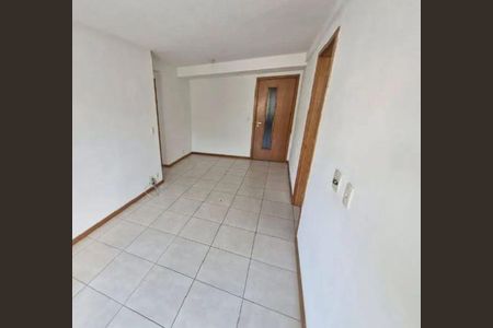 Apartamento à venda com 66m², 2 quartos e 1 vaga Apartamento à venda com 66m², 2 quartos e 1 vagaCorredor