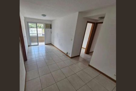 Apartamento à venda com 66m², 2 quartos e 1 vaga Apartamento à venda com 66m², 2 quartos e 1 vagaSala