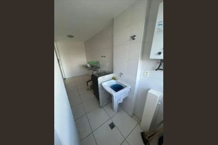 Apartamento à venda com 66m², 2 quartos e 1 vaga Apartamento à venda com 66m², 2 quartos e 1 vagaBanheiro 1