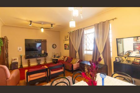 Casa para alugar com 5 quartos, 300m² em Icaraí, Niterói