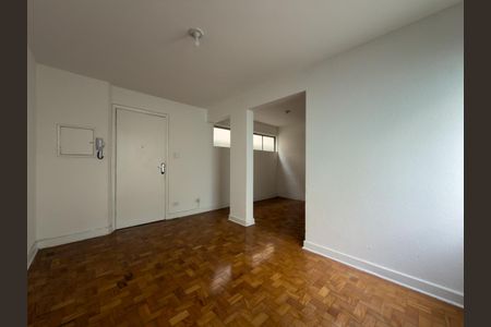 Apartamento à venda com 63m², 3 quartos e sem vaga Apartamento à venda com 63m², 3 quartos e sem vagaSala