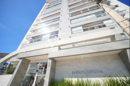 Apartamento para alugar com 117m², 3 quartos e 2 vagasFachada