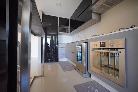 Apartamento para alugar com 117m², 3 quartos e 2 vagasCozinha