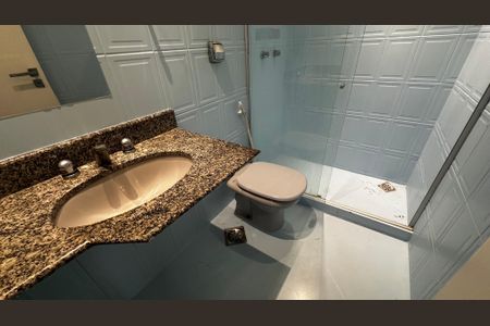 Apartamento para alugar com 360m², 4 quartos e 3 vagas Apartamento para alugar com 360m², 4 quartos e 3 vagasBanheiro do Quarto 3
