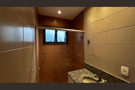 Apartamento para alugar com 360m², 4 quartos e 3 vagas Apartamento para alugar com 360m², 4 quartos e 3 vagasBanheiro