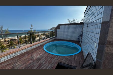 Apartamento para alugar com 360m², 4 quartos e 3 vagas Apartamento para alugar com 360m², 4 quartos e 3 vagasCobertura