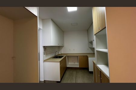 Apartamento para alugar com 360m², 4 quartos e 3 vagas Apartamento para alugar com 360m², 4 quartos e 3 vagasCozinha