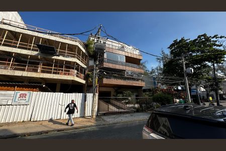 Apartamento para alugar com 360m², 4 quartos e 3 vagas Apartamento para alugar com 360m², 4 quartos e 3 vagasFachada