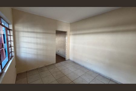 Sala de casa para alugar com 3 quartos, 90m² em Jardim Vila Rica, Santo André