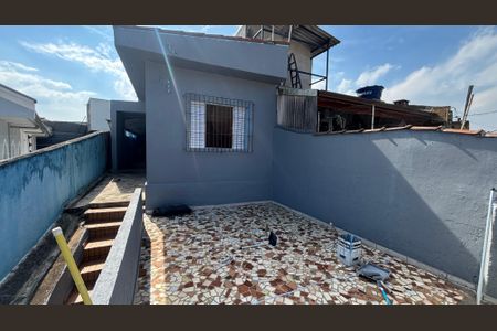 Casa para alugar com 90m², 3 quartos e 1 vagaQuintal