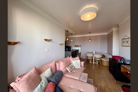 Sala  de apartamento para alugar com 2 quartos, 75m² em Campo Belo, São Paulo