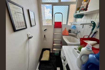 Apartamento para alugar com 75m², 2 quartos e 1 vagaÁrea de Serviço