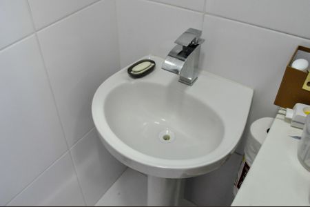 Casa de condomínio para alugar com 114m², 3 quartos e 1 vagaBanheiro suite 