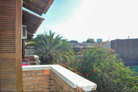 Casa de condomínio para alugar com 114m², 3 quartos e 1 vagaSacada 