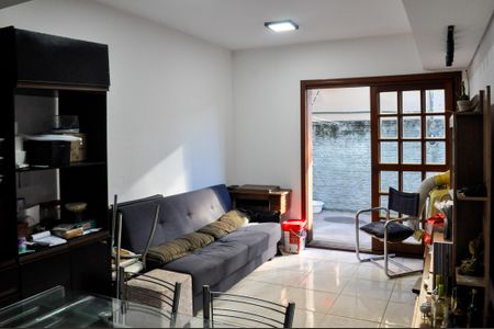 Casa de condomínio para alugar com 114m², 3 quartos e 1 vagaSala 