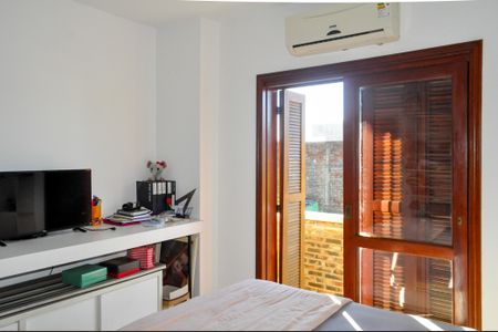 Casa de condomínio para alugar com 114m², 3 quartos e 1 vagaSuite 