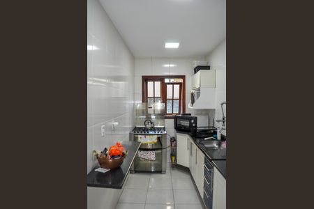 Casa de condomínio para alugar com 114m², 3 quartos e 1 vagaCozinha 