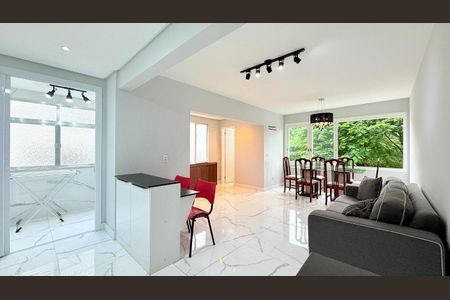 Apartamento para alugar com 97m², 3 quartos e 1 vaga Apartamento para alugar com 97m², 3 quartos e 1 vagaSala