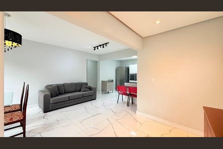 Sala de apartamento para alugar com 3 quartos, 97m² em Passo d’Areia, Porto Alegre