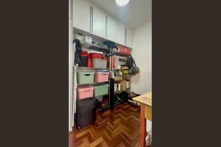 Apartamento à venda com 80m², 2 quartos e sem vagaQuarto de Serviço