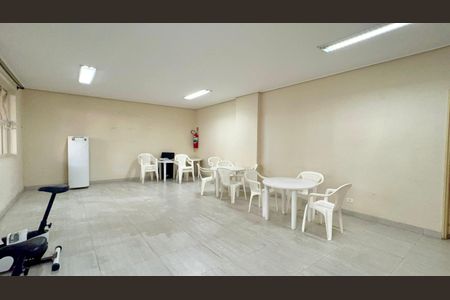 Apartamento à venda com 80m², 2 quartos e sem vagaSalão de Festas