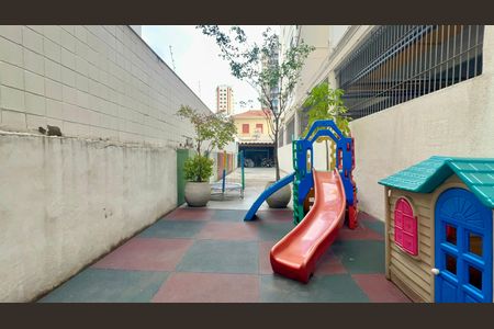 Apartamento à venda com 80m², 2 quartos e sem vagaPlayground