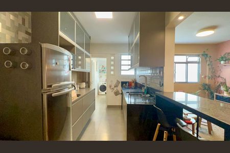 Apartamento à venda com 80m², 2 quartos e sem vagaCozinha