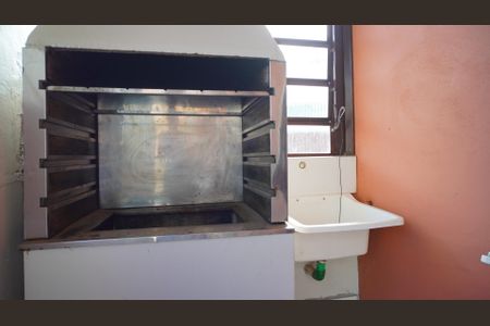 Casa para alugar com 70m², 2 quartos e 2 vagasÁrea de serviço 