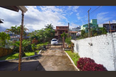 Vista da Rua de casa para alugar com 2 quartos, 70m² em Vila Nova, Porto Alegre