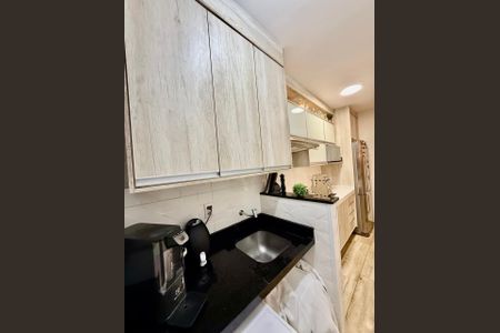 Apartamento à venda com 52m², 2 quartos e 1 vagaCozinha