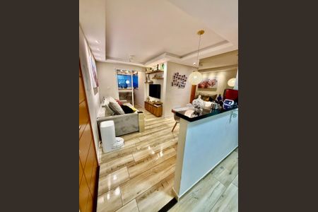 Sala de apartamento à venda com 2 quartos, 52m² em Vila Humaita, Santo André