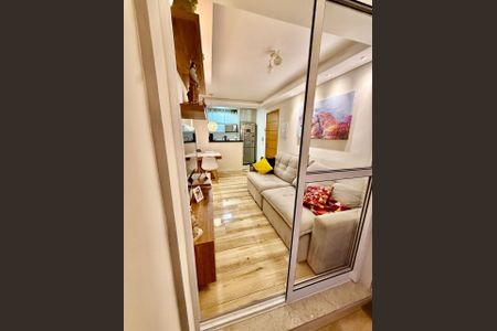 Apartamento à venda com 52m², 2 quartos e 1 vagaSala
